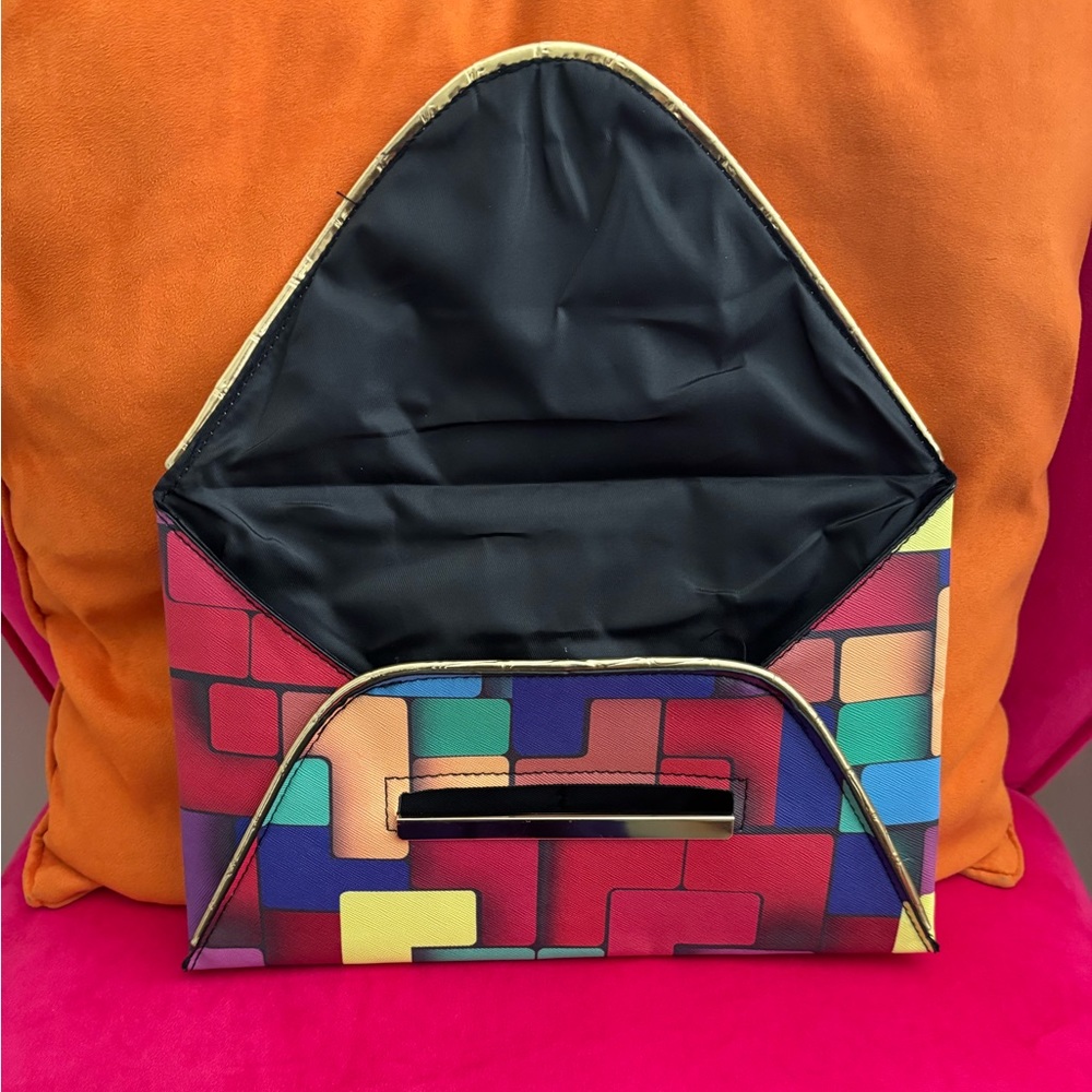 Colorful Clutch - Picture 5 of 5